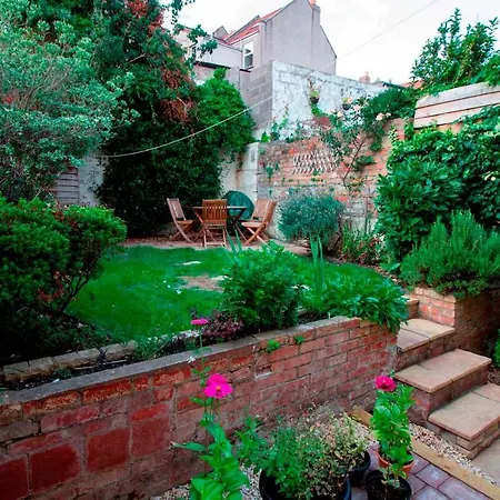 Lägenhet Victorian House In Trendy Southville 2bed & Garden *