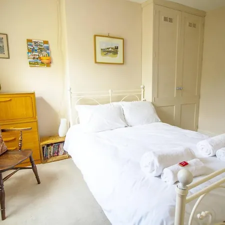 Victorian House In Trendy Southville 2bed & Garden Lägenhet *